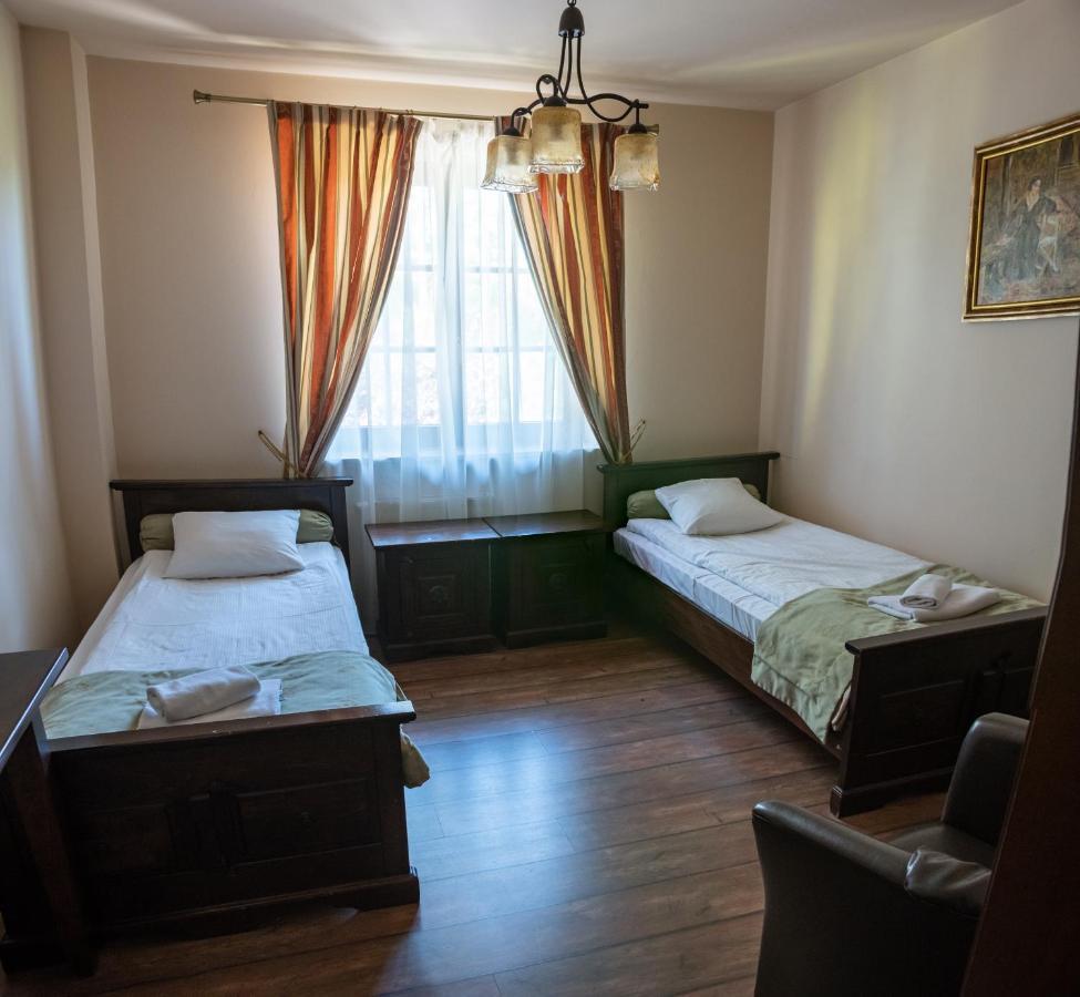 Twin Room with Private Bathroom