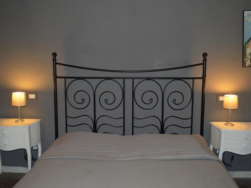 Double Room with Private Bathroom and Balcony