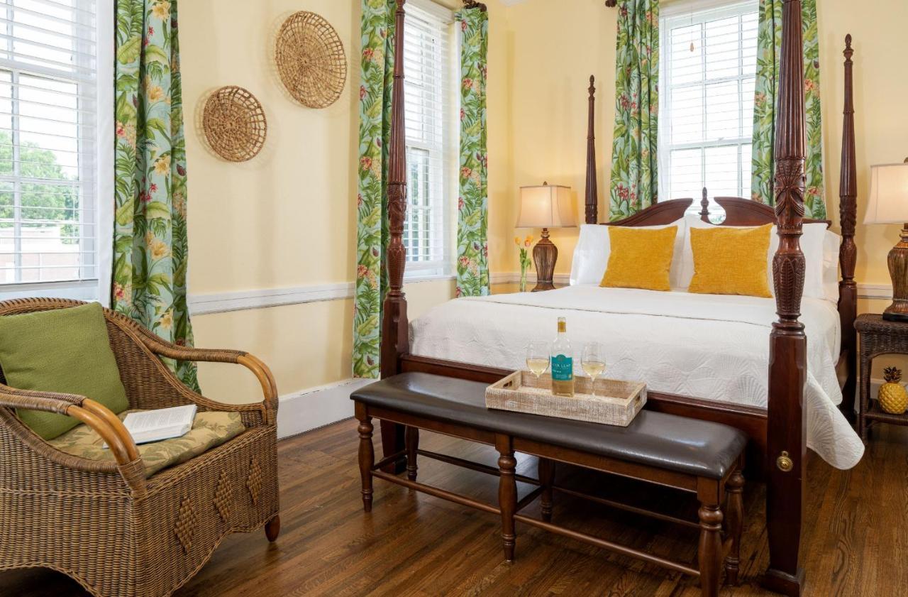 Standard Queen Room,1293258595:JPEG