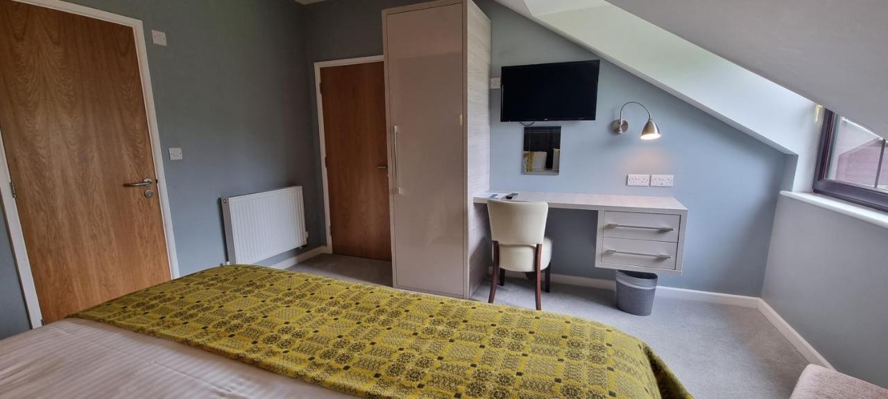 Large Double or Twin Room,1293959890:JPEG