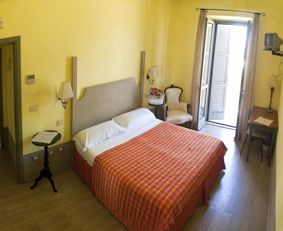 Double Room,136694106:JPEG