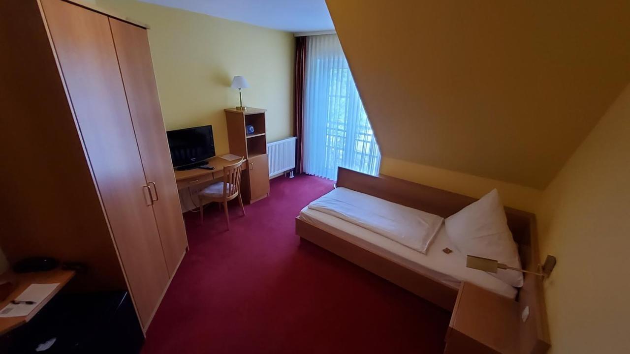 Einzelzimmer mit Bad