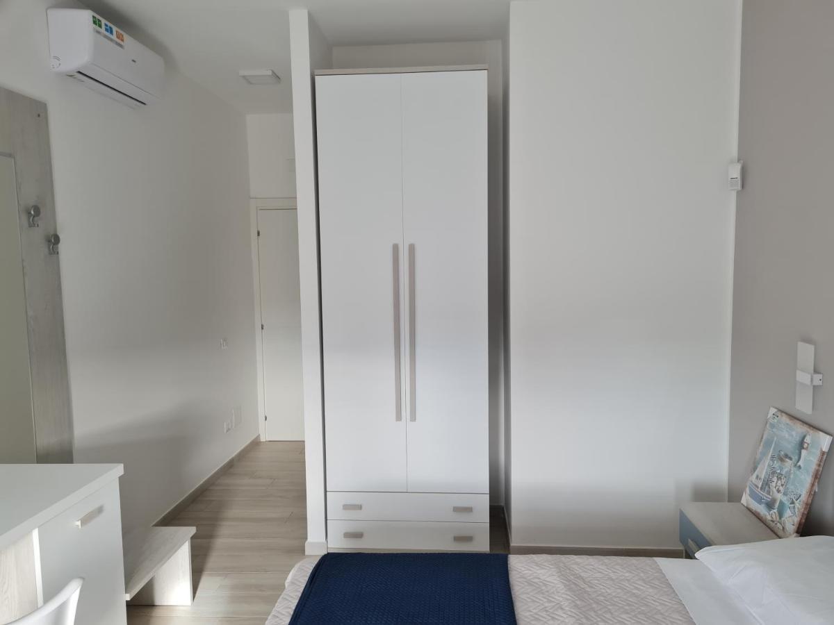 Classic Quadruple Room,1299053530:JPEG