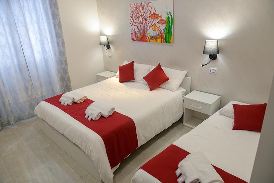 Luxury Triple Room,1297363879:JPEG