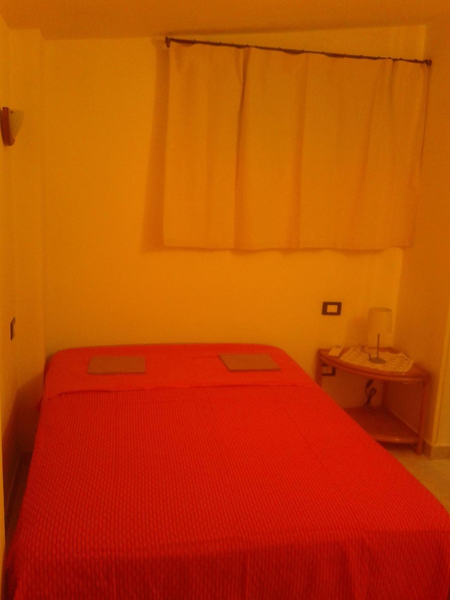 Habitación Doble Pequeña