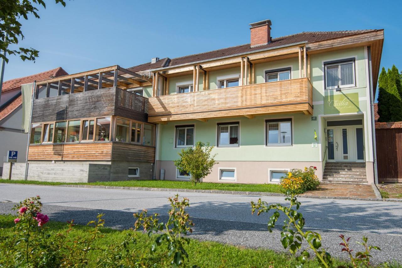 Doppelzimmer mit Balkon