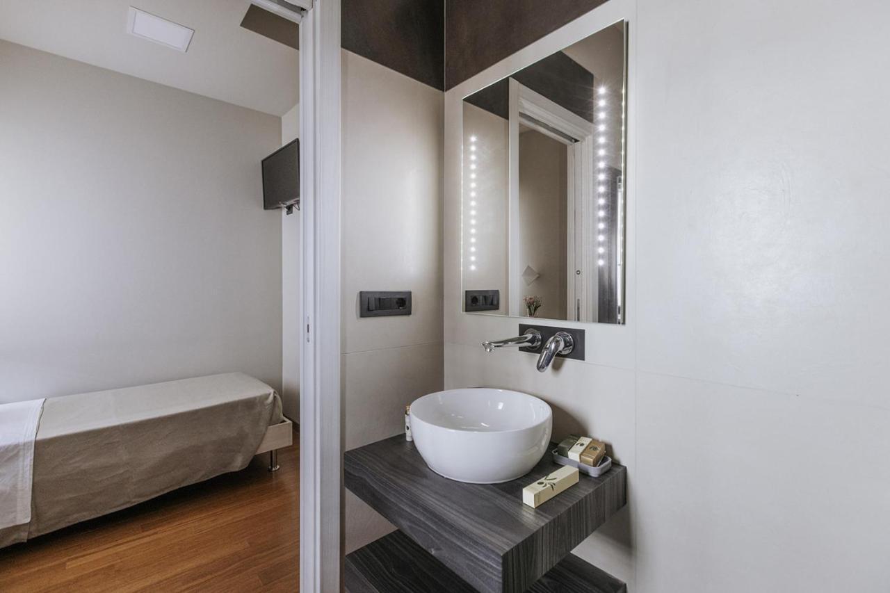 Single Room,1314172606:JPEG