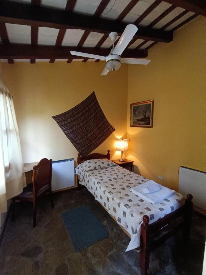 Standard Einzelzimmer mit Gemeinschaftsbad