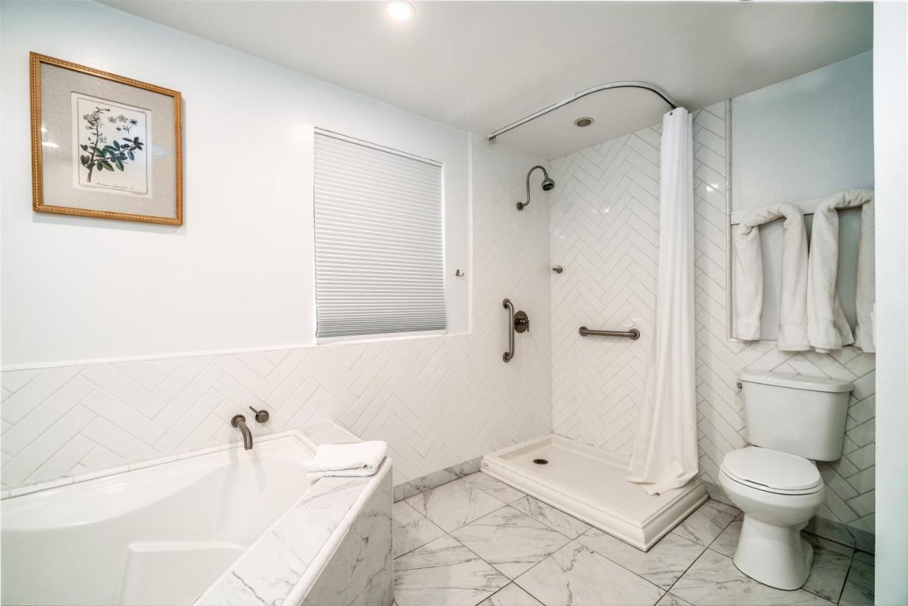 King Suite with Balcony
