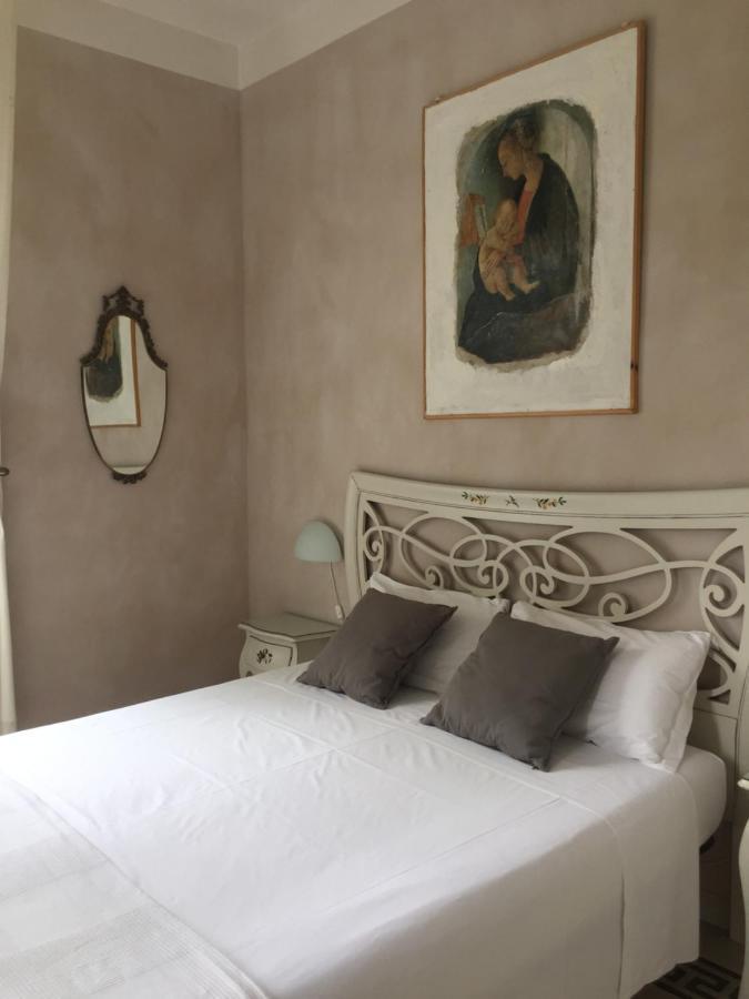 Standard Double Room,1341845501:JPEG