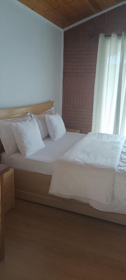 Suite with Lake View