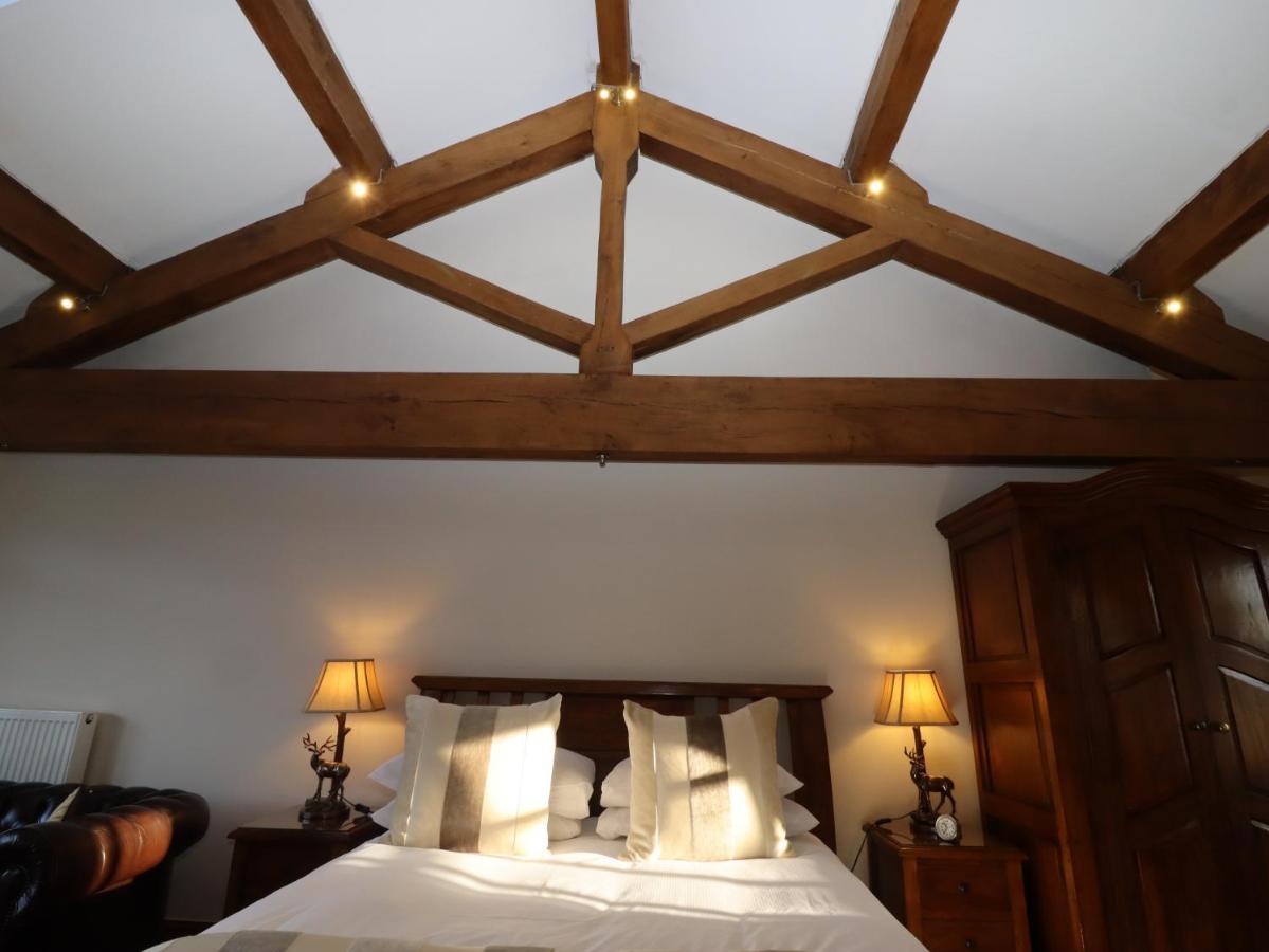 Deluxe Suite,1636009490:JPEG