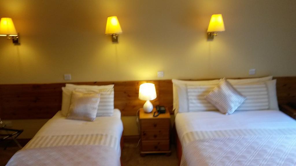 Double or Twin Room,917685922:JPEG