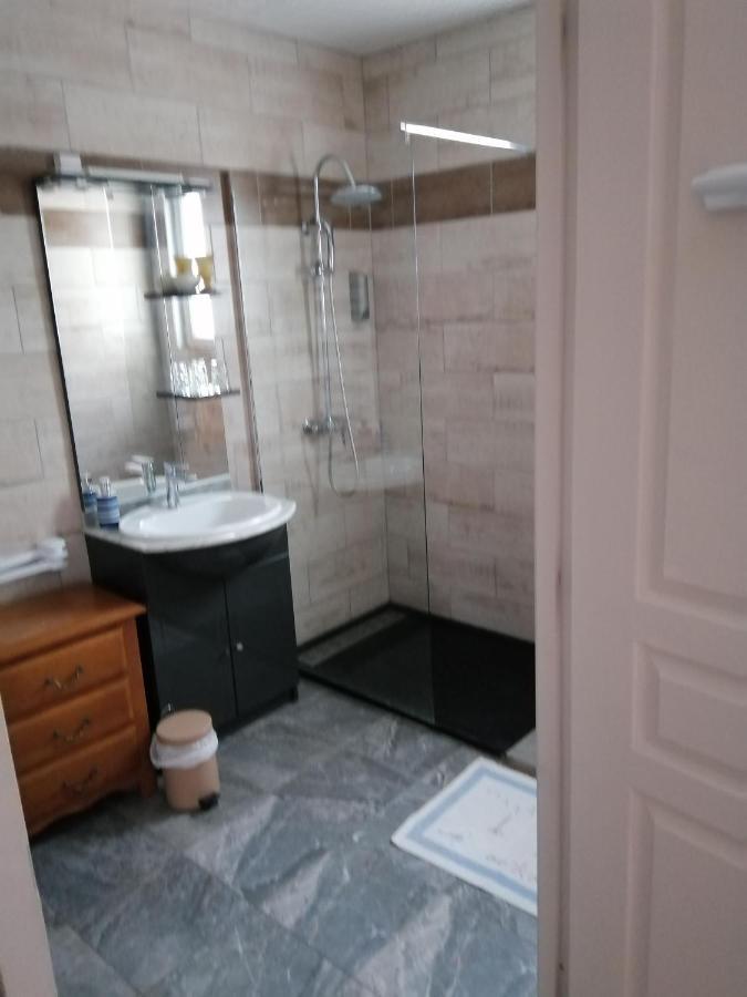 Chambre Triple avec Terrasse