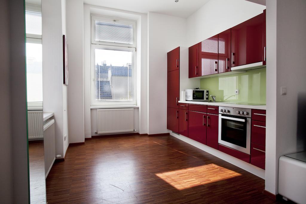 One-Bedroom Apartment (2 Adults)