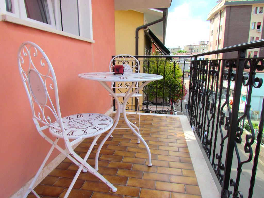 Camera Matrimoniale/Doppia con Letti Singoli con Balcone