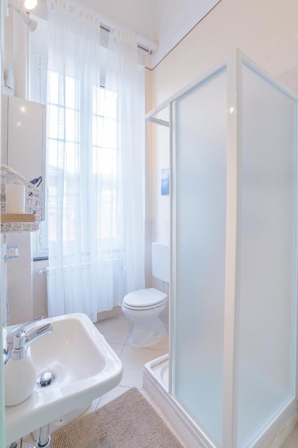 Camera Matrimoniale con Bagno Privato