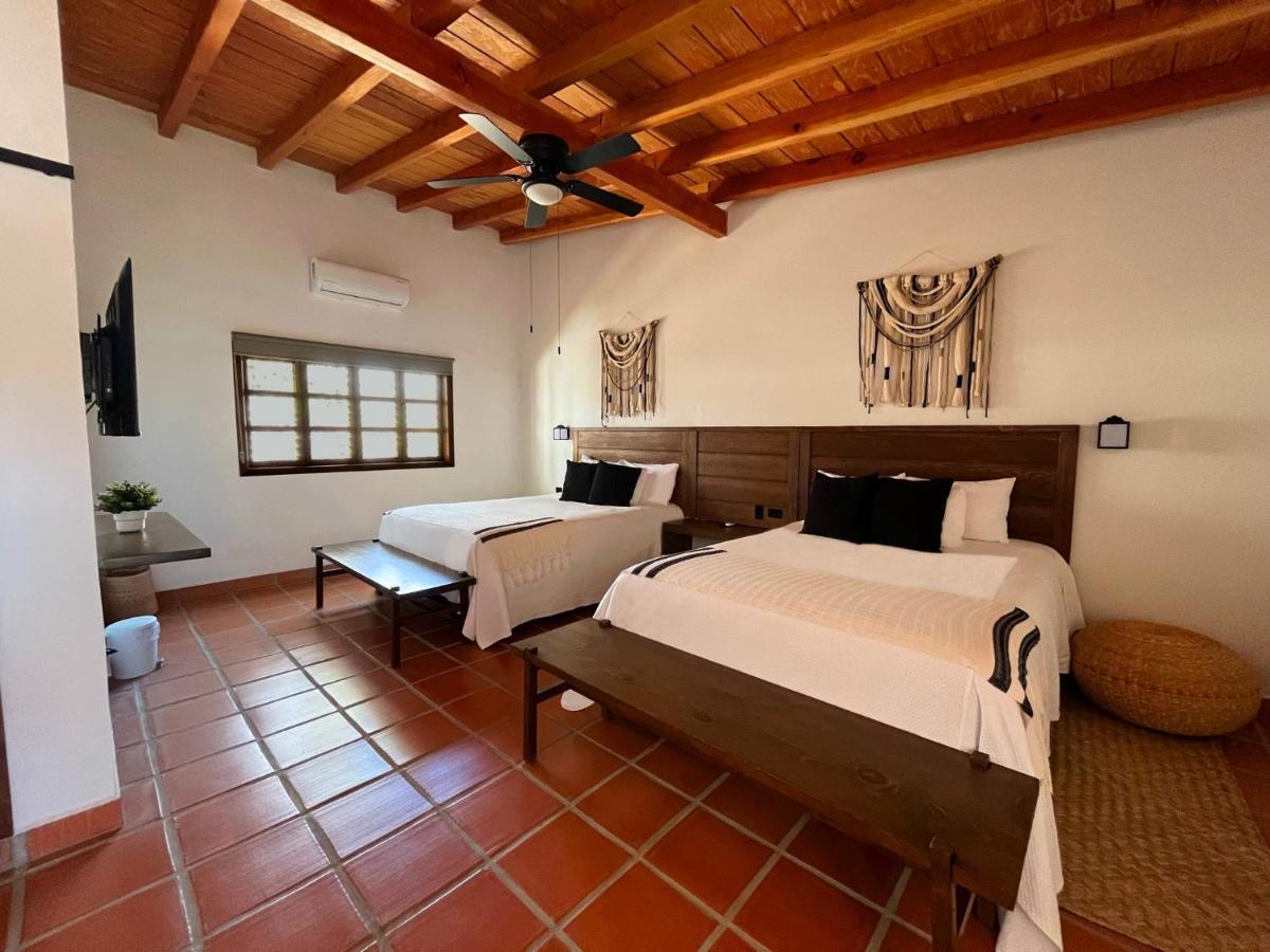 Deluxe Double Room,1412203289:JPEG