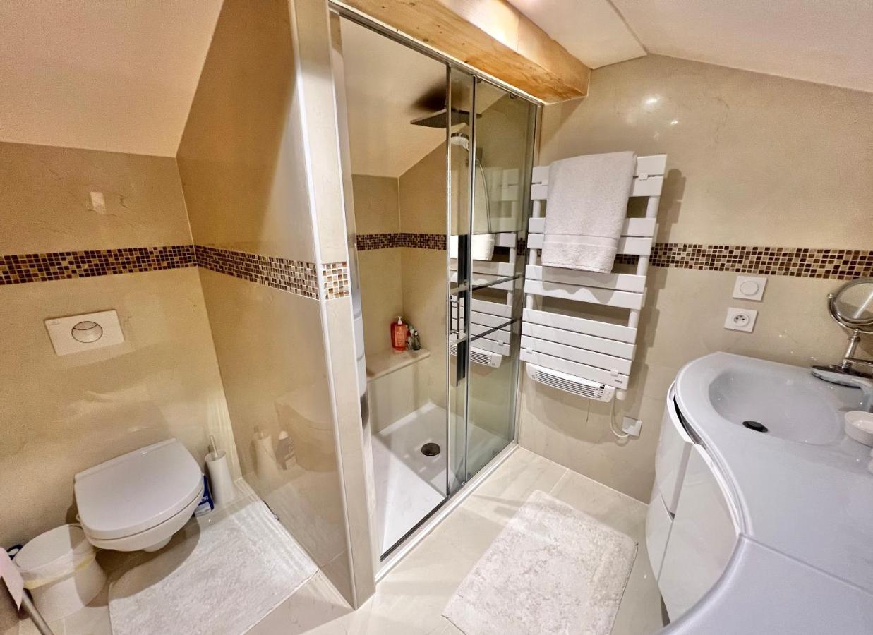 Chambre Familiale avec Salle de Bains Privative