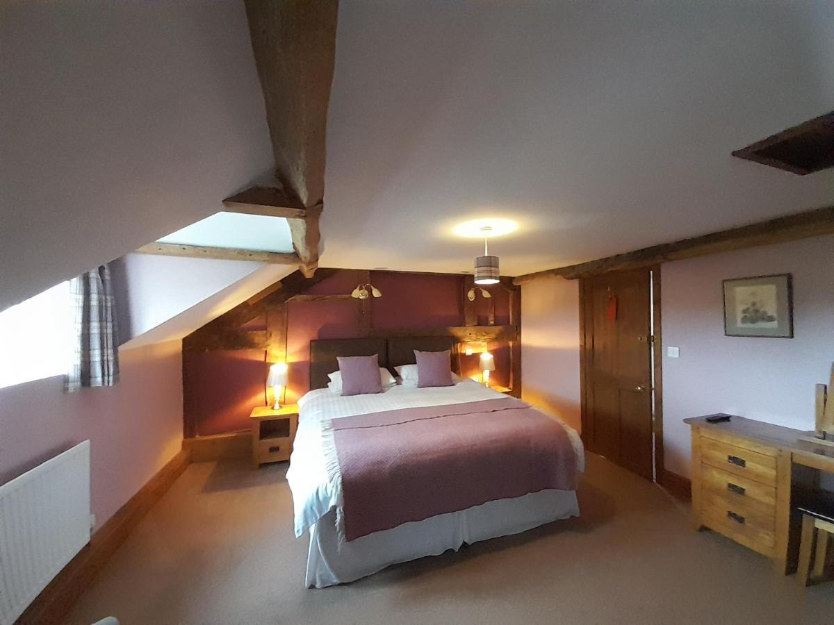 Deluxe Triple Room,1413360890:JPEG