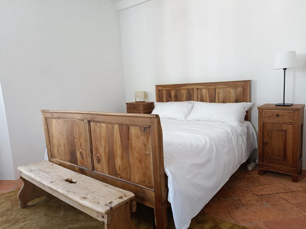 Double Room with Shared Bathroom,1468462433:JPEG