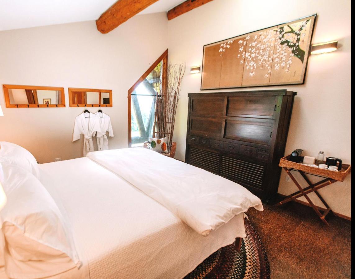 King Room with Garden View