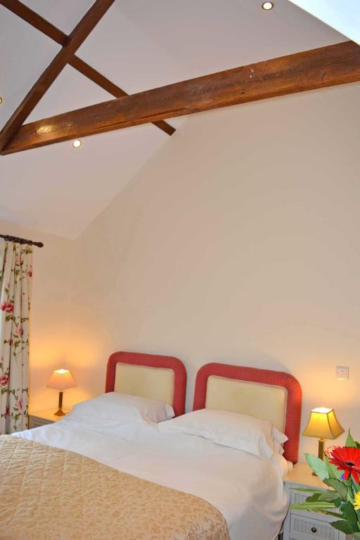 Basic Triple Room