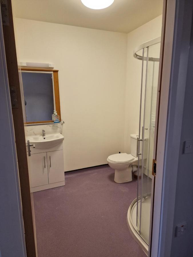 Double Room,1469068295:JPEG