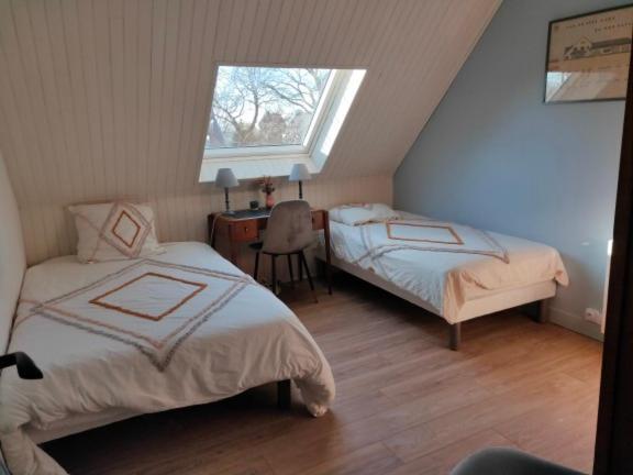 Chambre Double avec Salle de Bains Commune