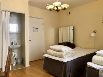 Habitación Doble con baño compartido