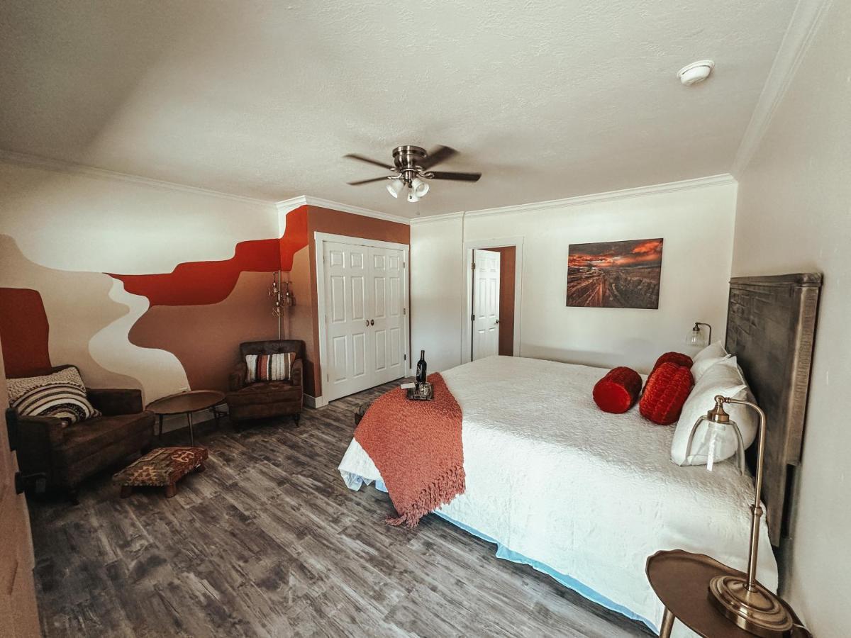 Standard King Room