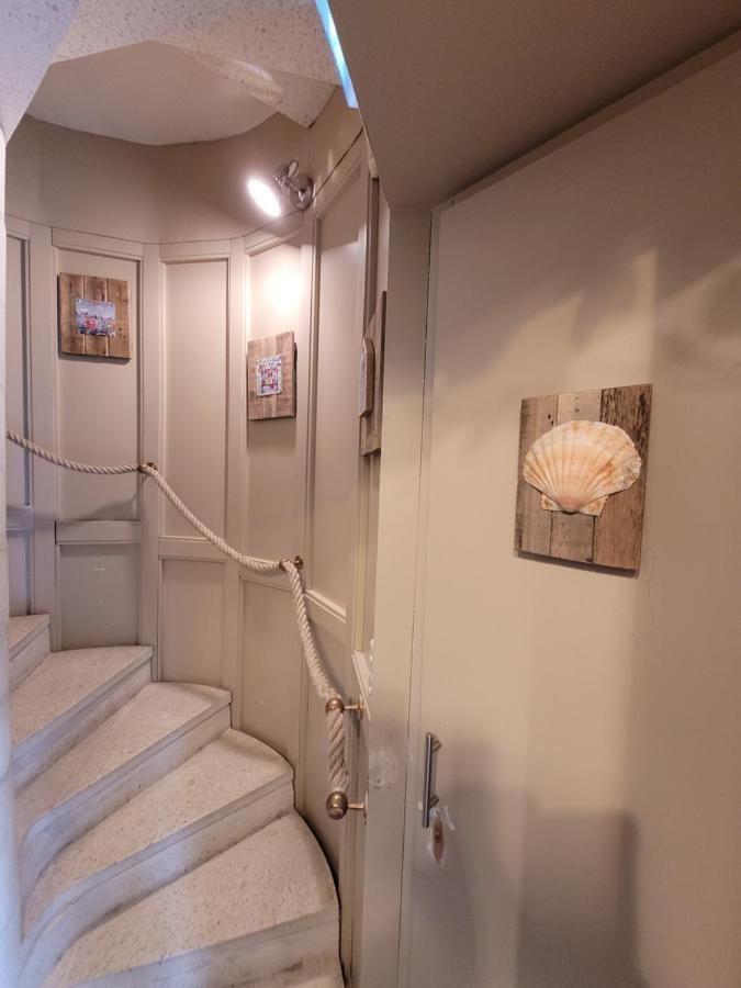 Double Room,1480296602:JPEG