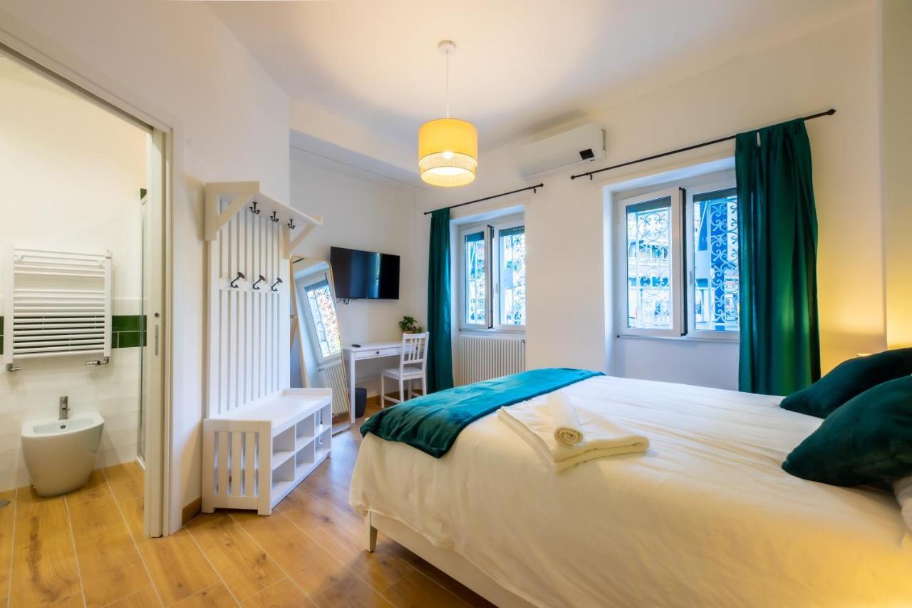 Double Room Private Bathroom