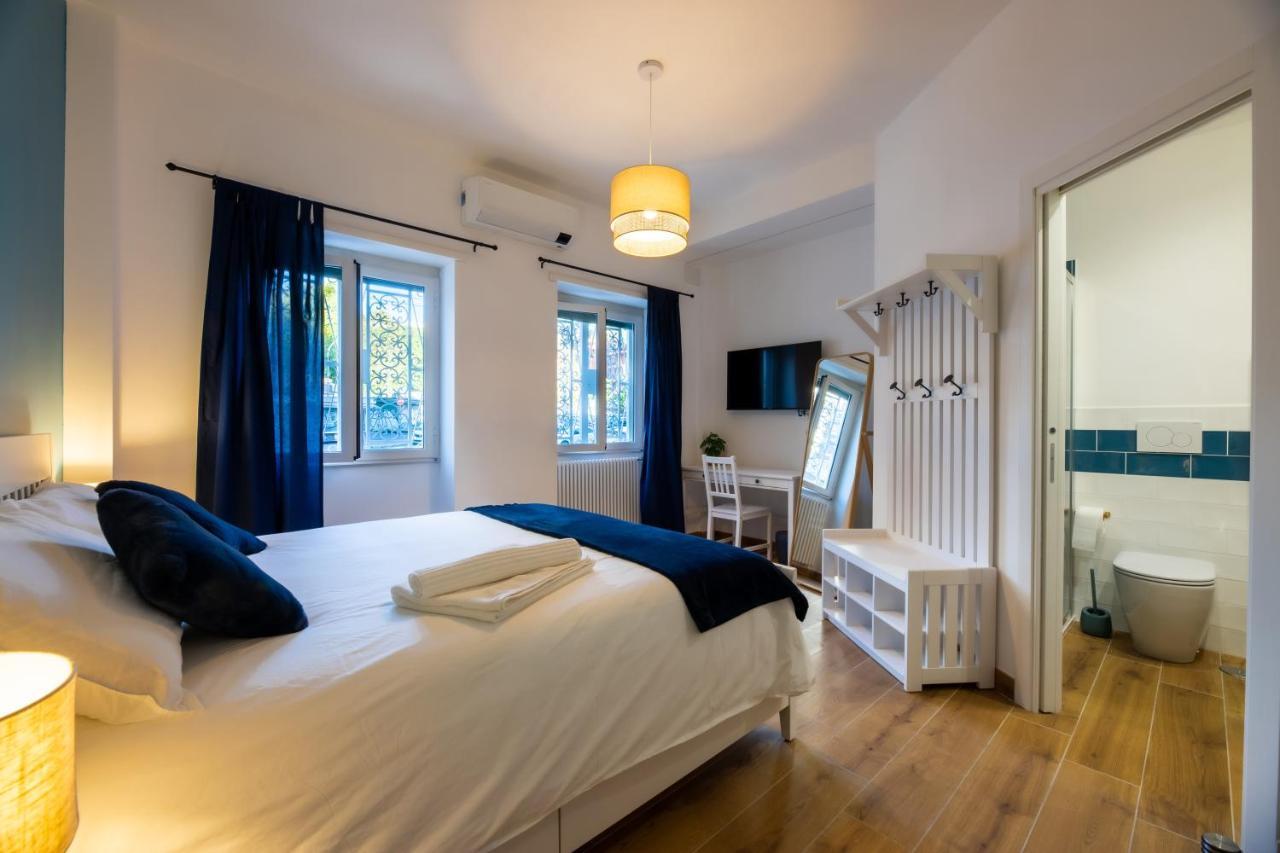 Double Room Private Bathroom