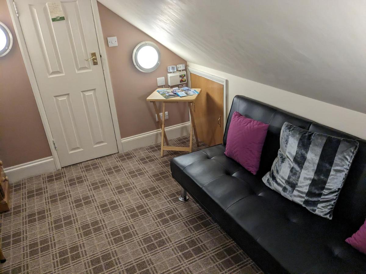 Deluxe Twin Room,1488785827:JPEG