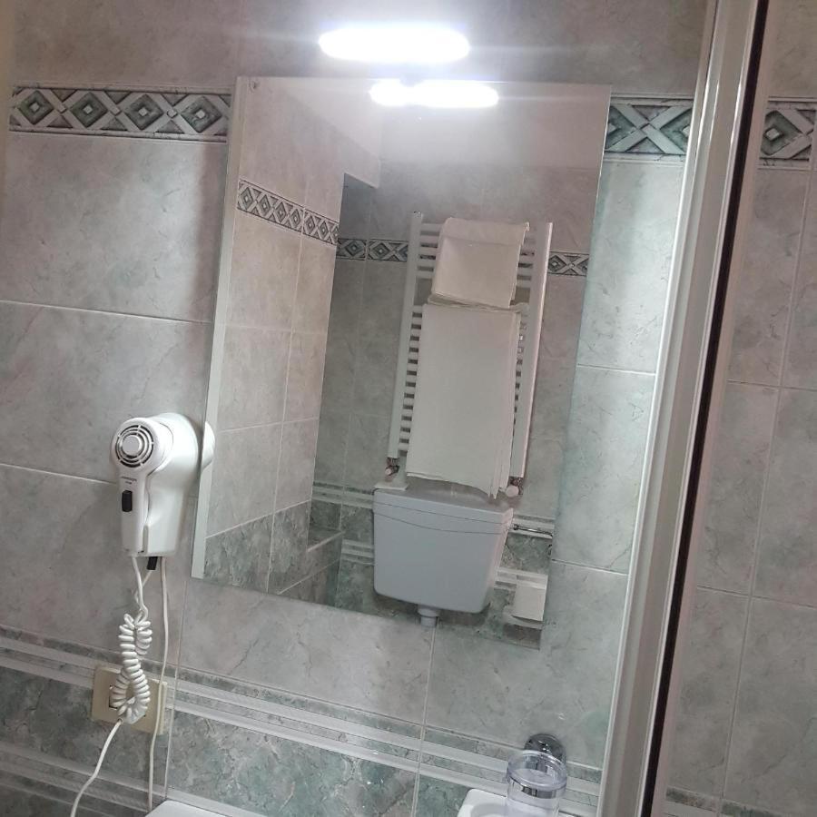 Camera Matrimoniale con Bagno Privato