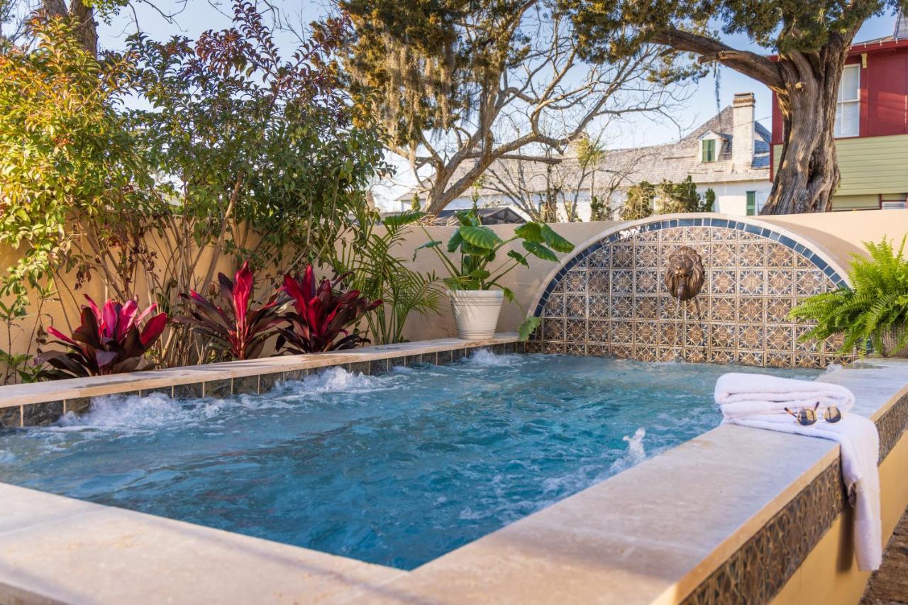 Suite Private Pool
