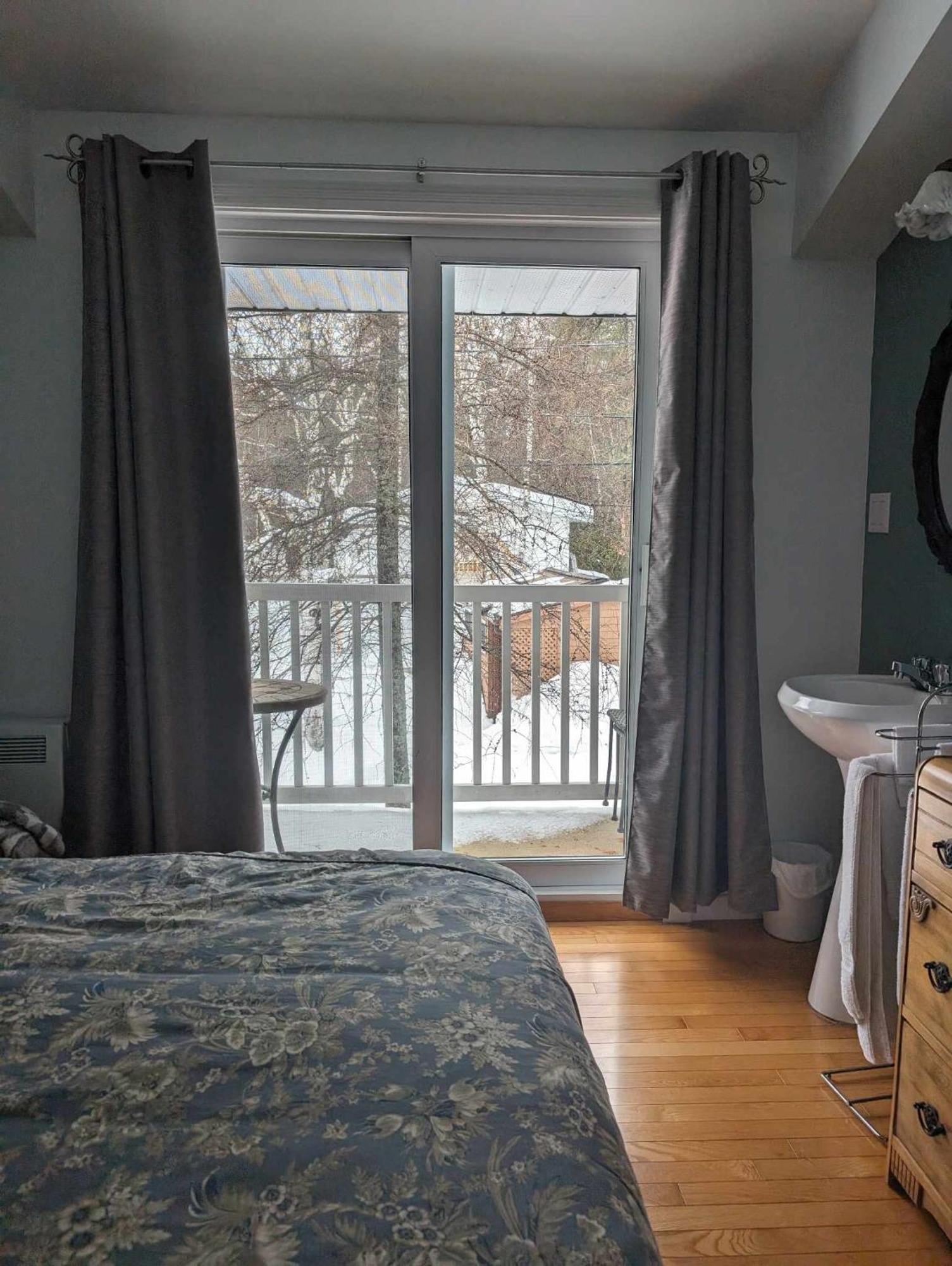 Standard Double or Twin Room with Balcony,1515644728:JPEG