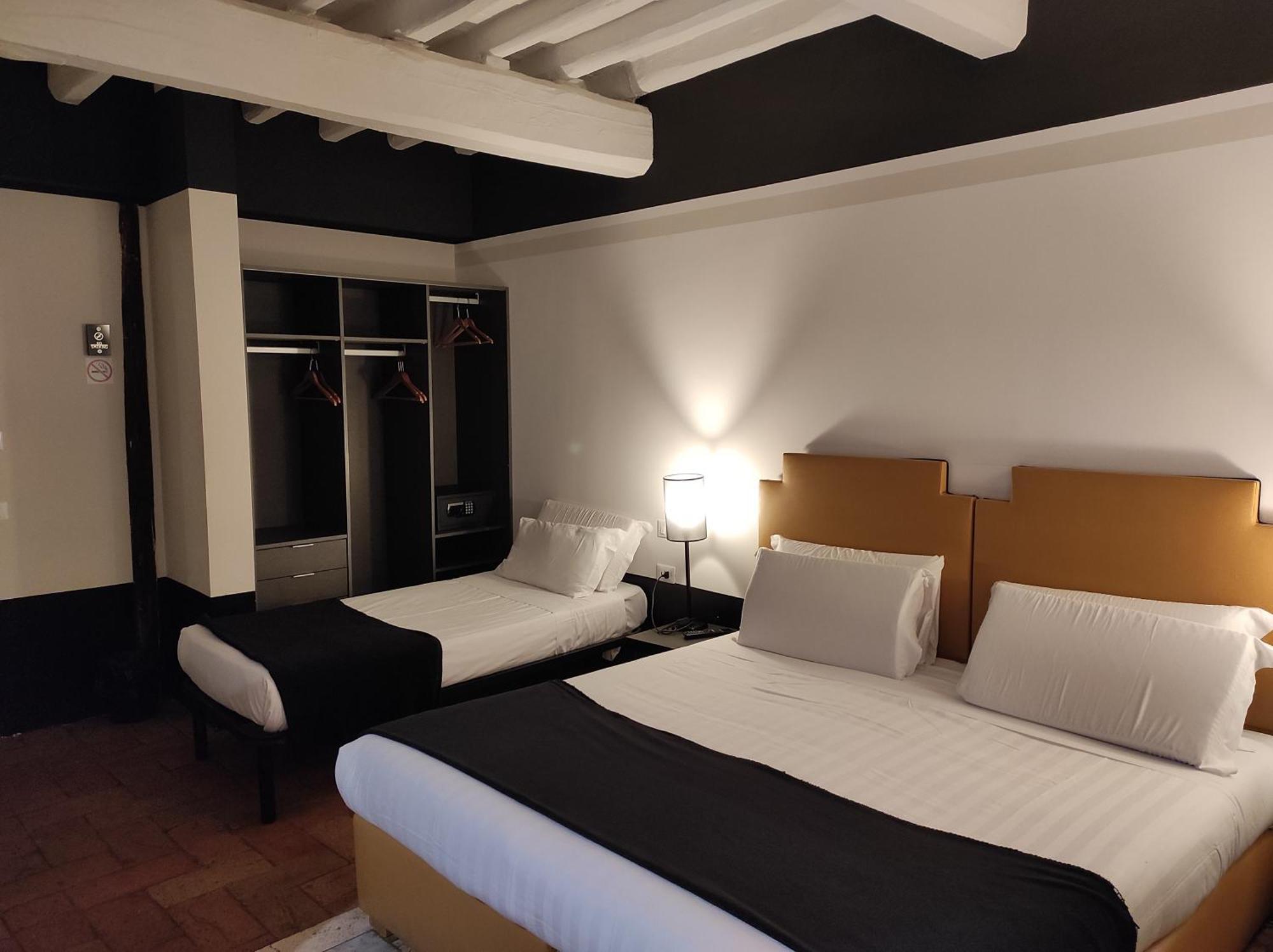 Comfort Triple Room
