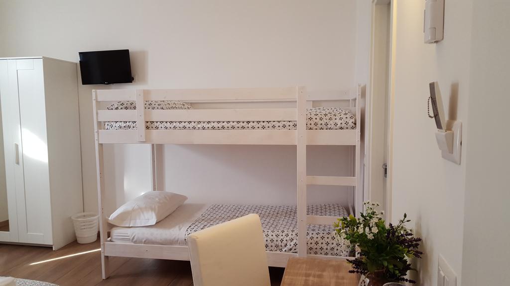 Camera Matrimoniale/Doppia con Letti Singoli con Bagno Privato