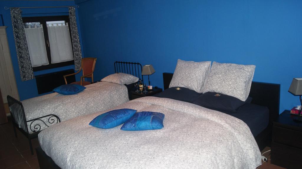 Driepersoonskamer met Eigen Badkamer