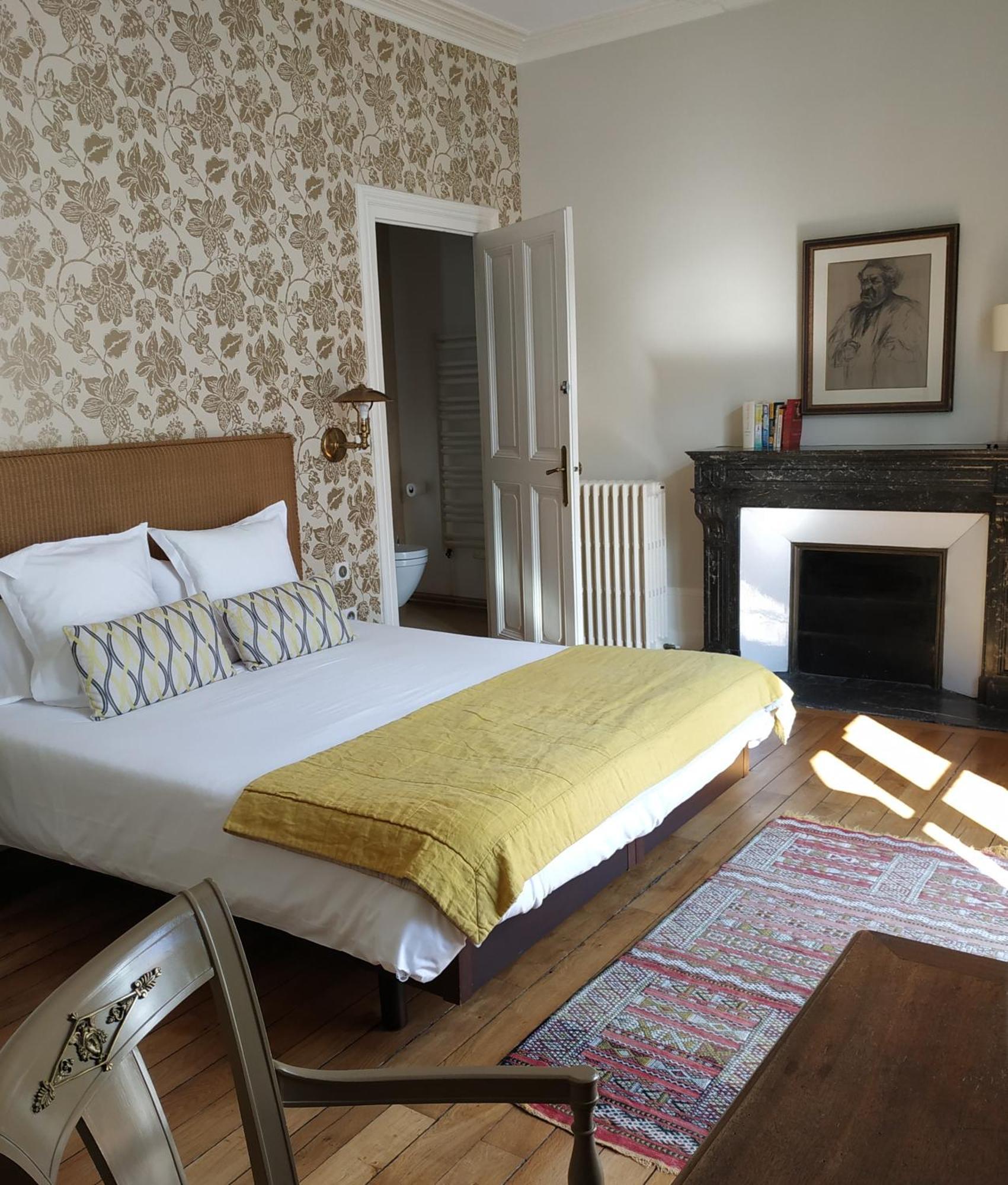 Standard Double or Twin Room Street View,1559325634:JPEG