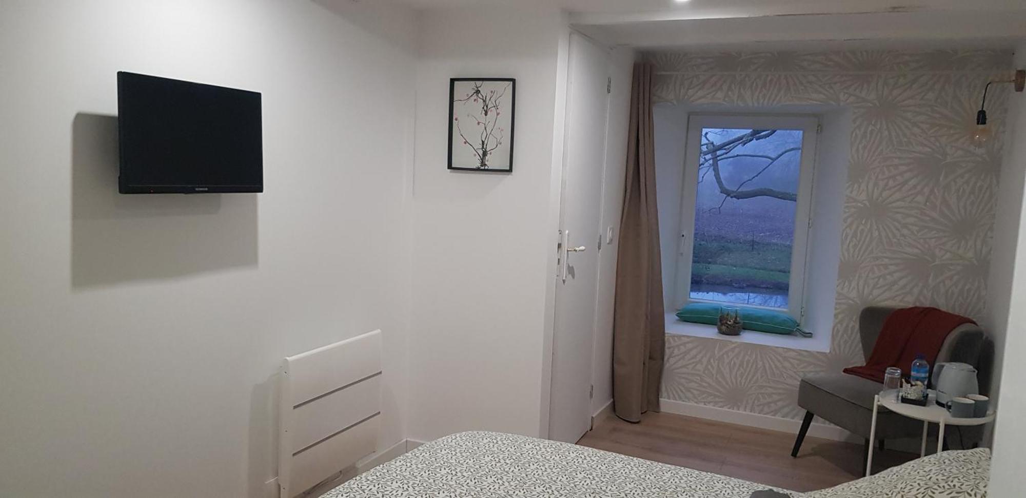 Double Room Private Bathroom