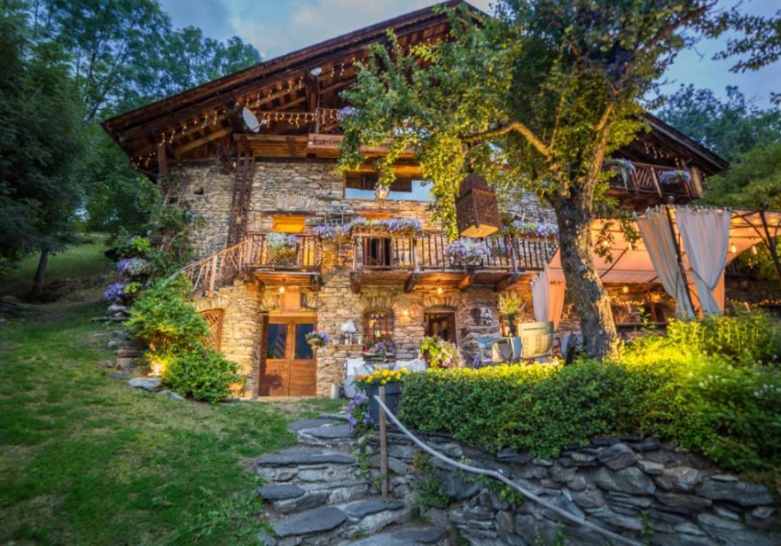 Chalet,1772930754:JPEG