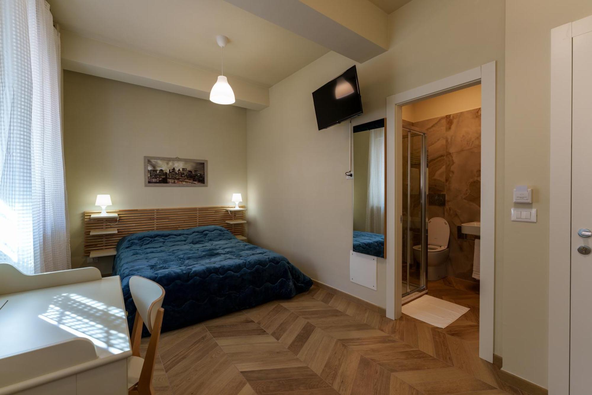 Camera Matrimoniale con Bagno Privato