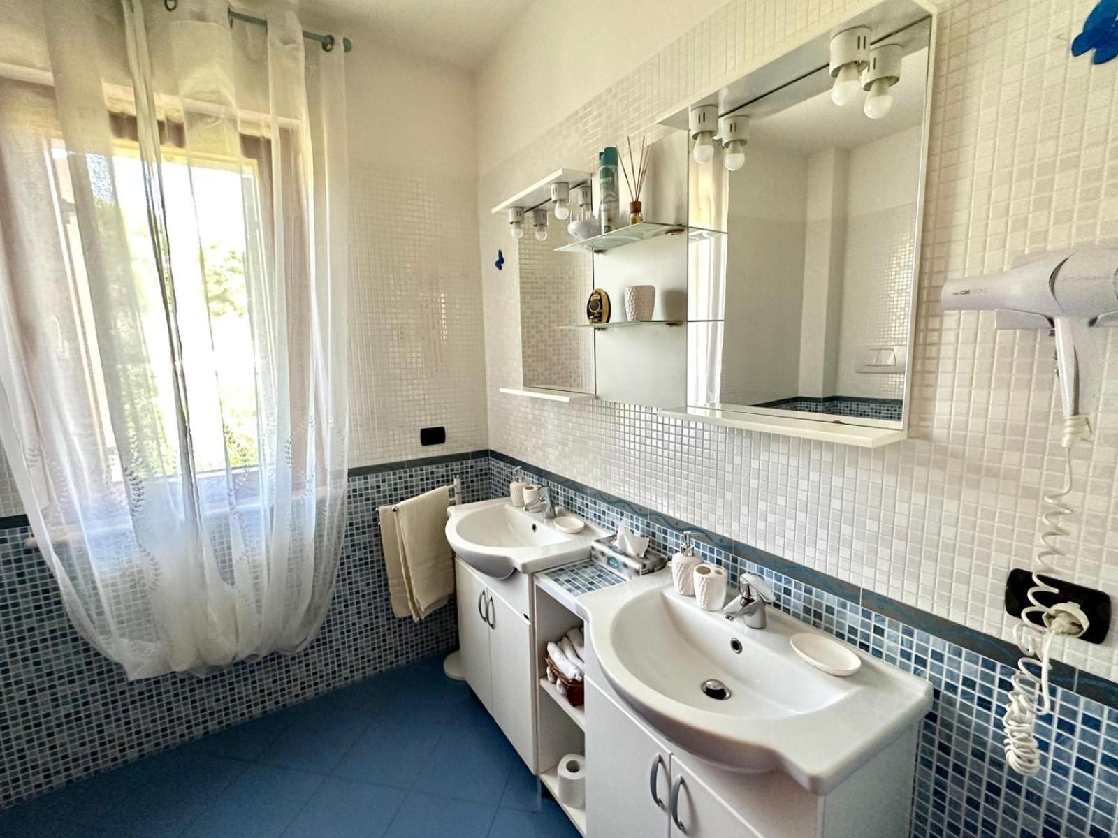 Camera Matrimoniale con Bagno Privato