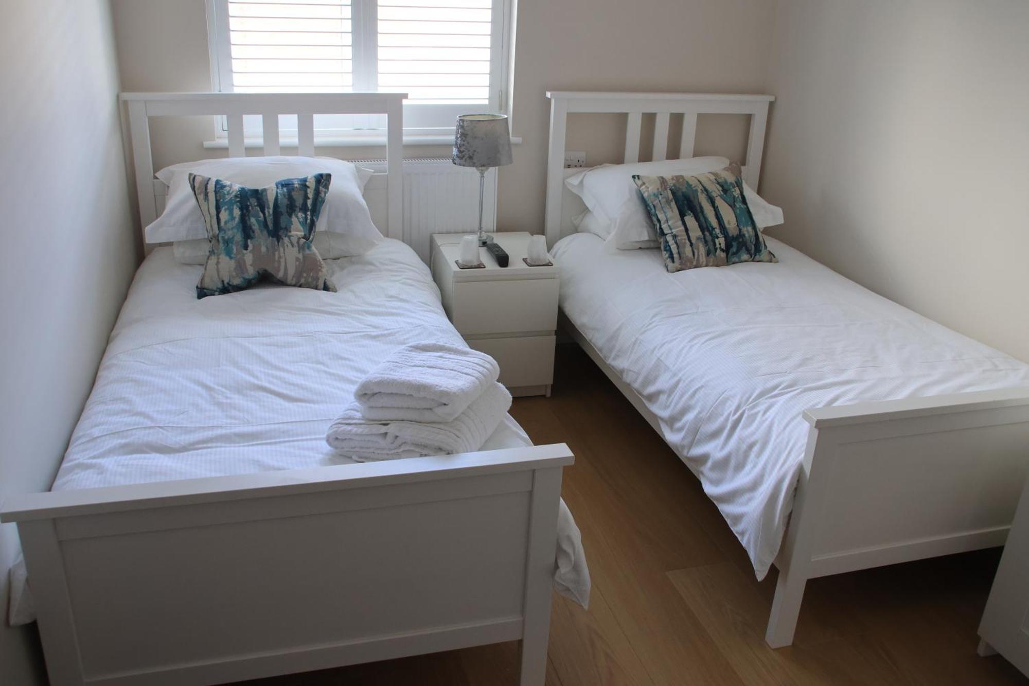 Twin Room,1538252278:JPEG