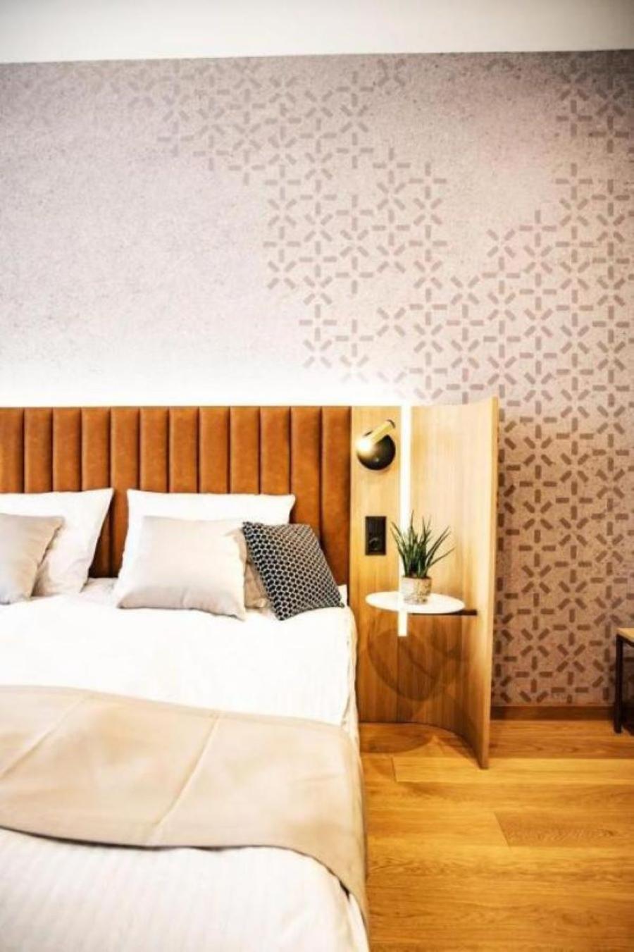 Habitación adaptada para personas con movilidad reducida - Cama grande