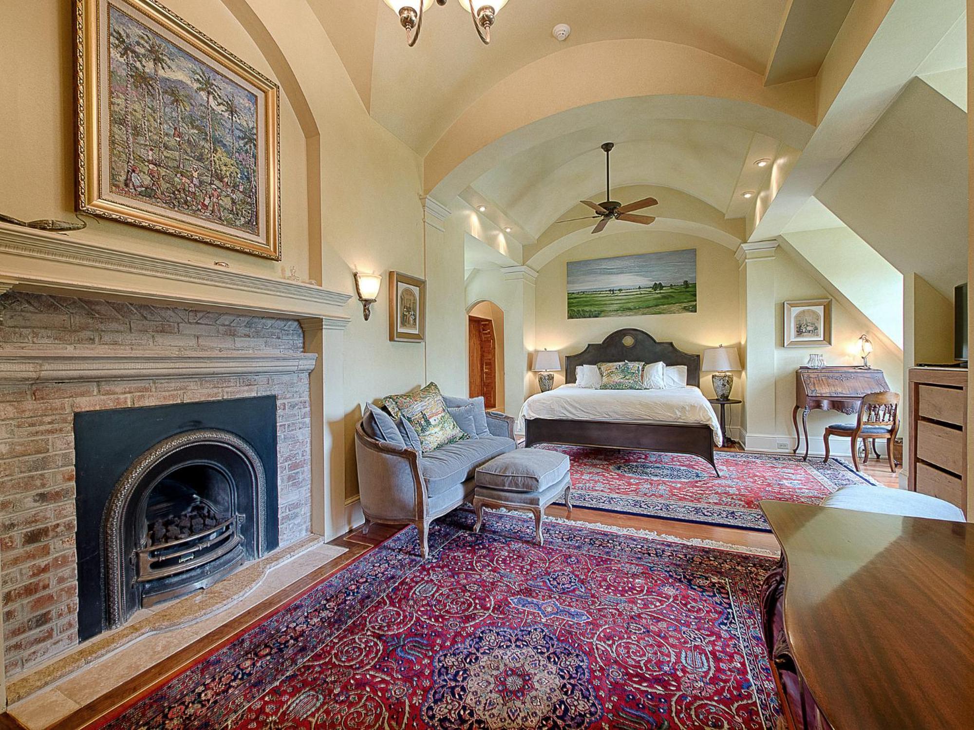 Deluxe Villa