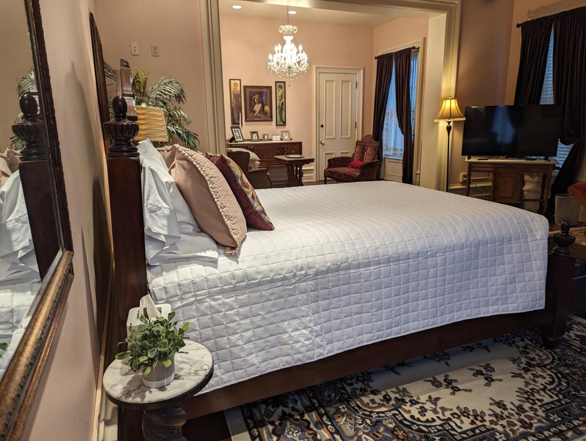 Double Room with Private Bathroom